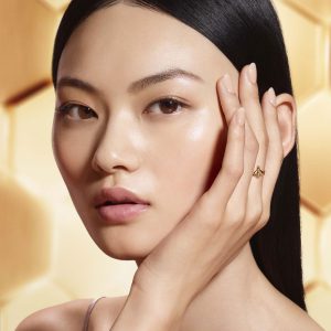 ضدآفتاب فلویید ابی رویال گرلن SPF50 مدل UV Skin Defense - عکس 4 | خوشگل شو